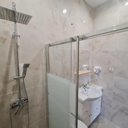 Quarto Com Casa De Banho Privada Tranquilidade Garantida Pensjonat *